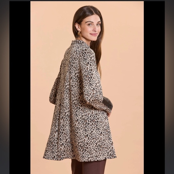 NWOT Tyler Böe Chrissy Top In Leopard Print Size XS - Picture 2 of 9